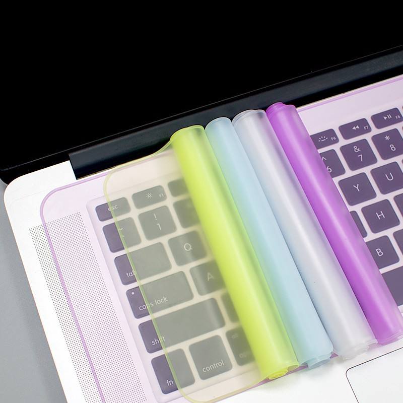 Universal Silicone Keyboard Film 15.6″ (Variant O15)