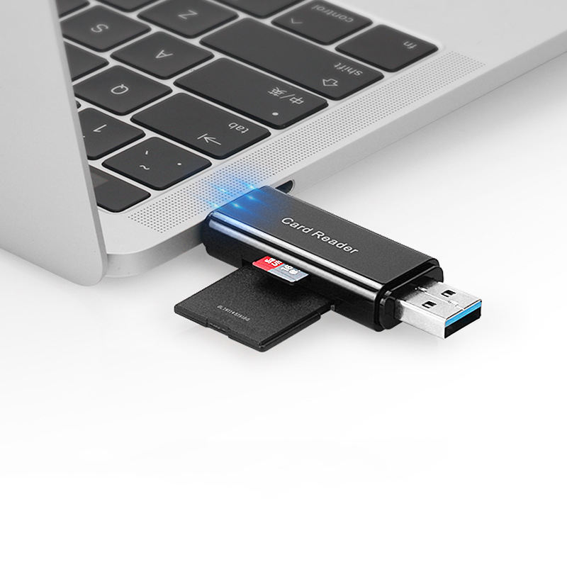 USB-C & USB 3.0 Dual Slot SD / MicroSD (Variant Y25) Gallery View 3